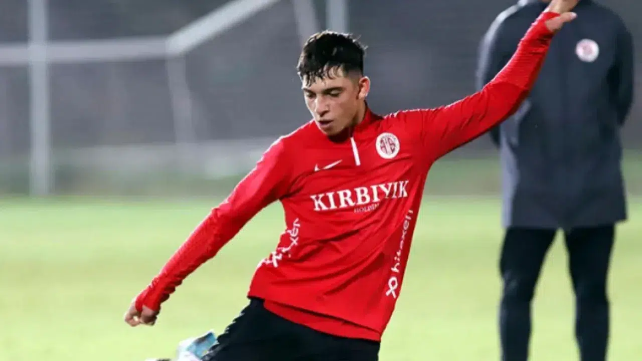 Galatasaray’ın yeni gözdesi: Hasan Yakub İlçin kimdir?
