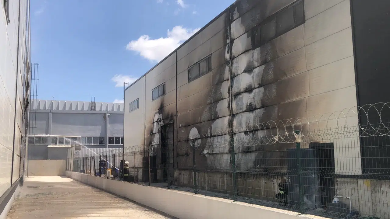 Tekirdağ'da kimya fabrikasında korkutan yangın!