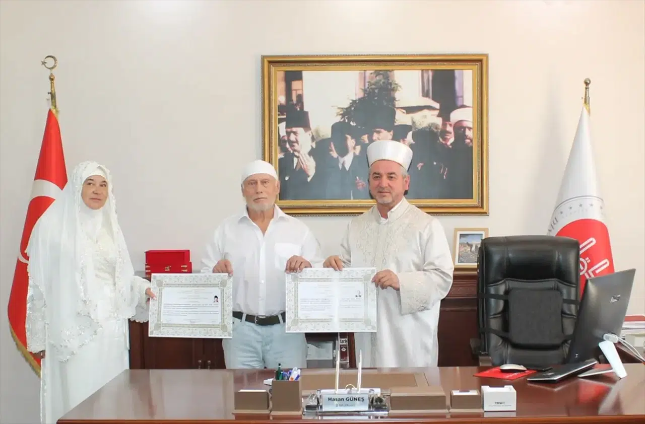 Aydın’da Rus çift müslüman oldu