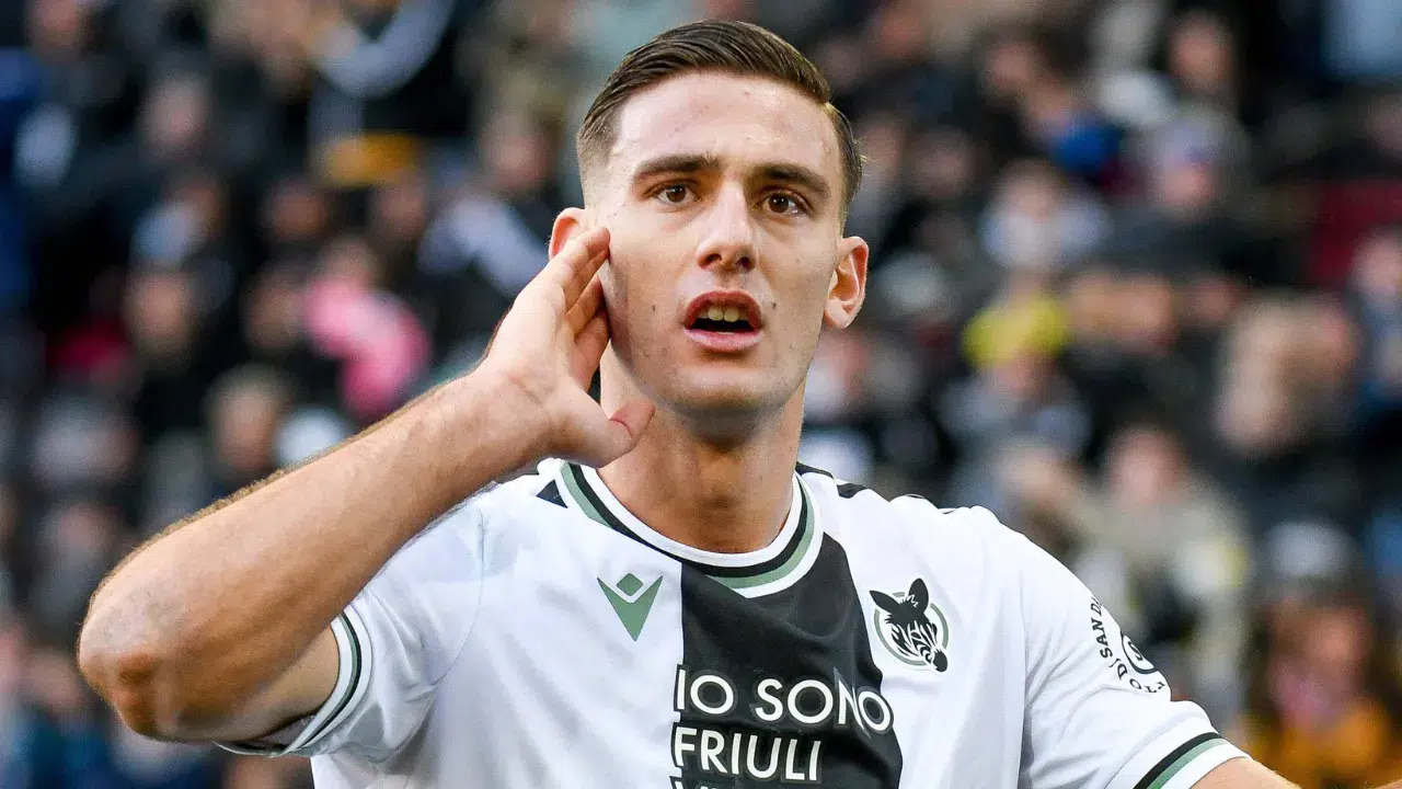 Napoli'nin yeni forveti Lorenzo Lucca oldu: Victor Osimhen'in yerine geldi