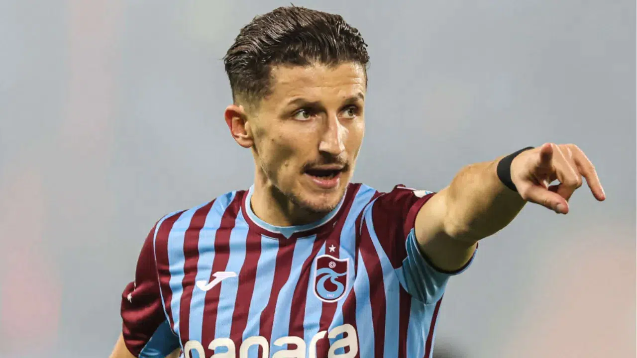 Enis Bardhi, Süper Lig'de kalıyor: 2 yıllık sözleşme imzalayacak
