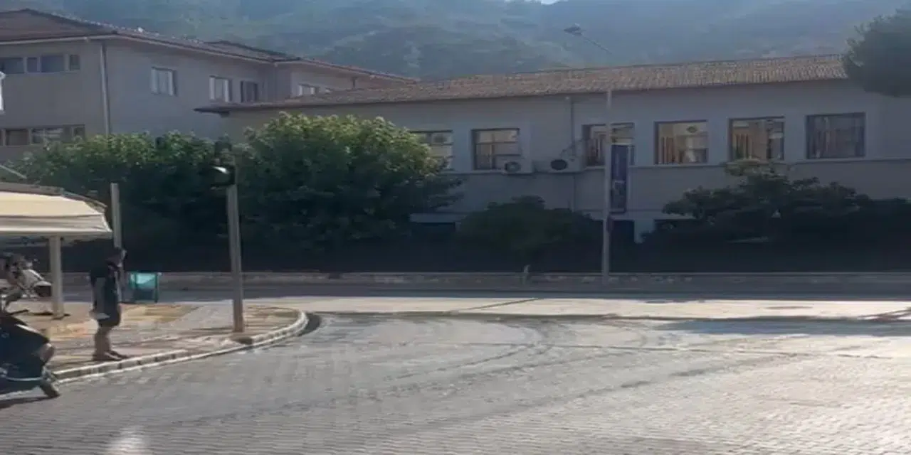 Marmaris’te kaygan yol kabusu: Vatandaş çözüm bekliyor