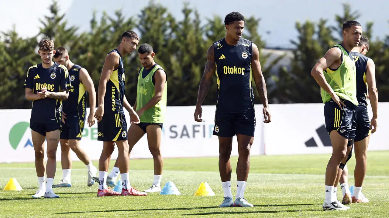 Fenerbahçe-Feyenoord eşleşmesinin tarihi ve saati açıklandı