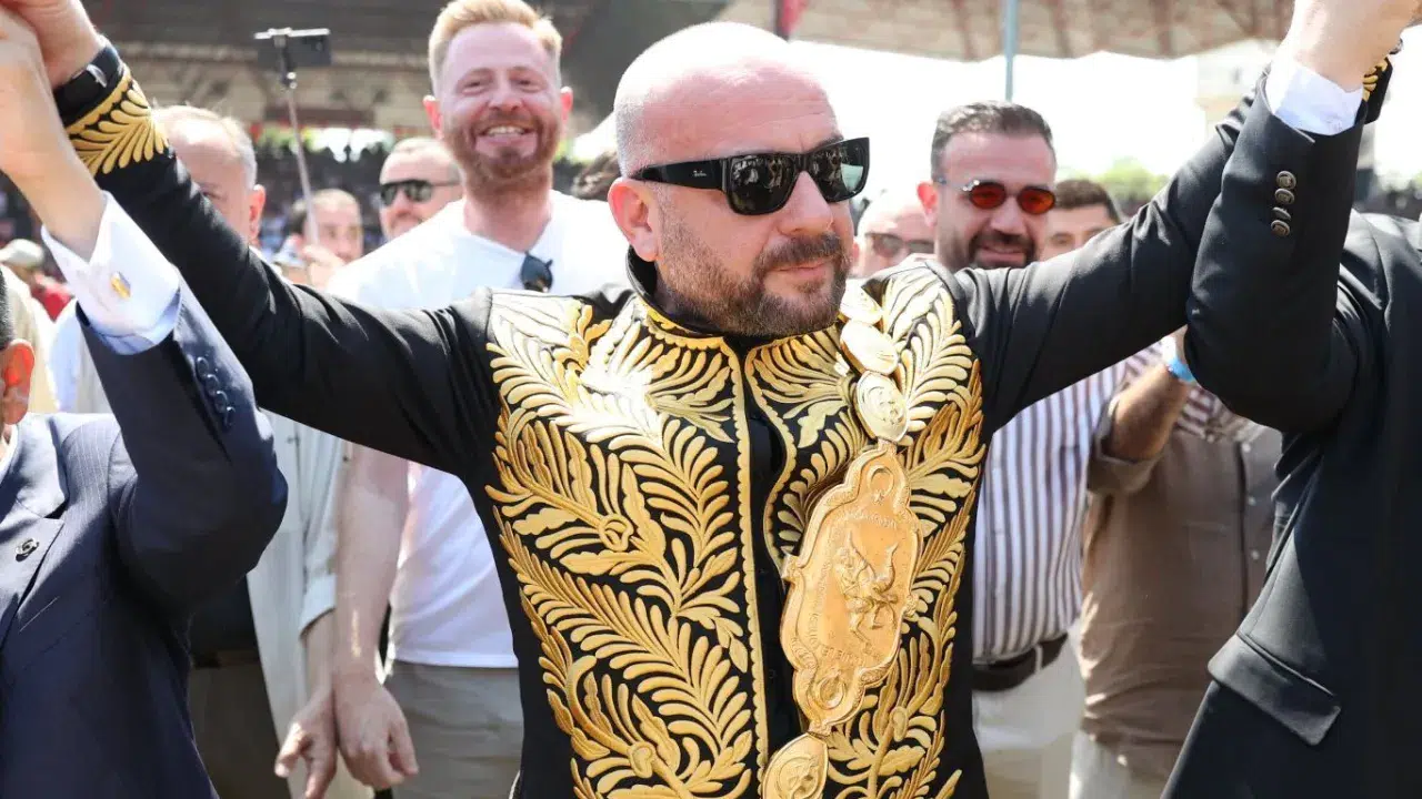 Ata sporunun yeni ağası ve Fenerbahçeli iş insanı: Ufuk Özünlü kimdir?