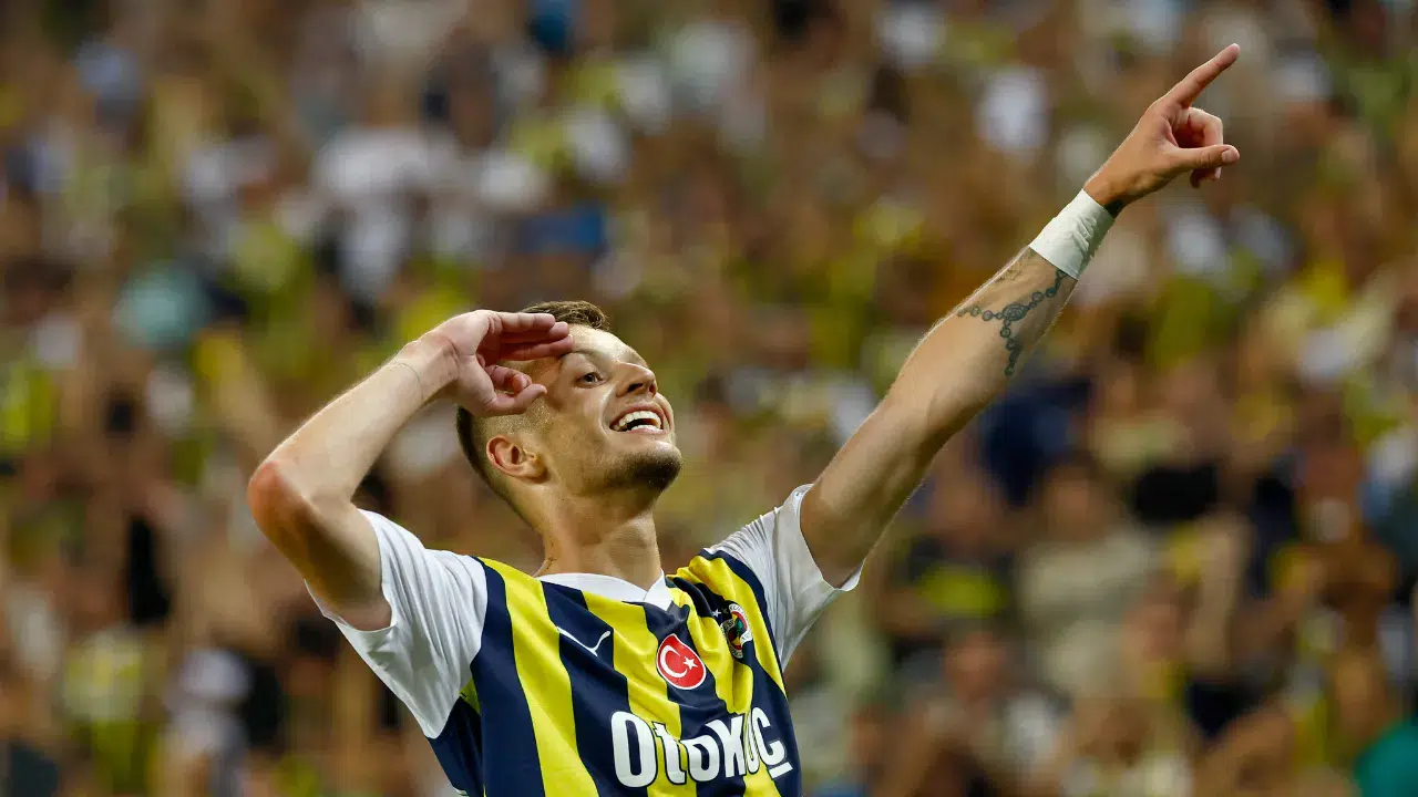 Atalanta, Sebastian Szymanski için Fenerbahçe'nin kapısını çaldı: Teklif edilen bonservis belli oldu