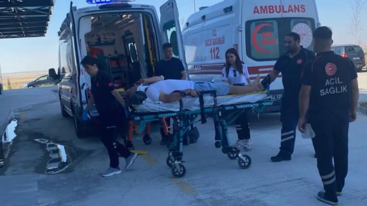 Ankara-Niğde Otobanı’nda feci kaza! Otomobil takla attı: 3 ölü, 2 yaralı