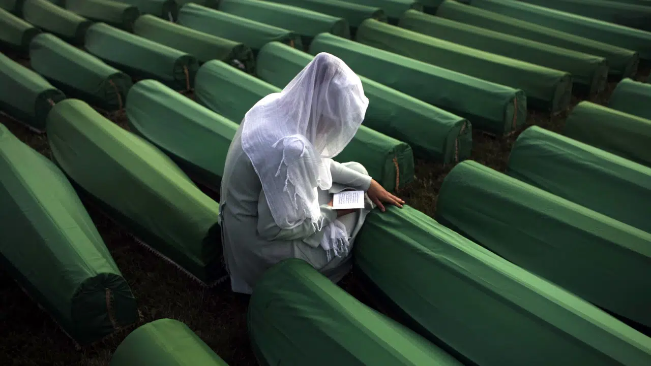 Srebrenitsa Soykırımı'nın 30. yılı: Avrupa’nın en büyük katliamında neler yaşandı?