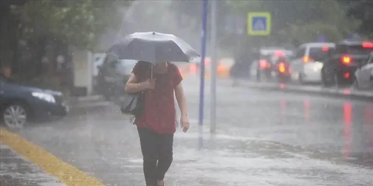 Meteoroloji'den 4 il için uyarı: Kuvvetli rüzgar ve sağanak geliyor!