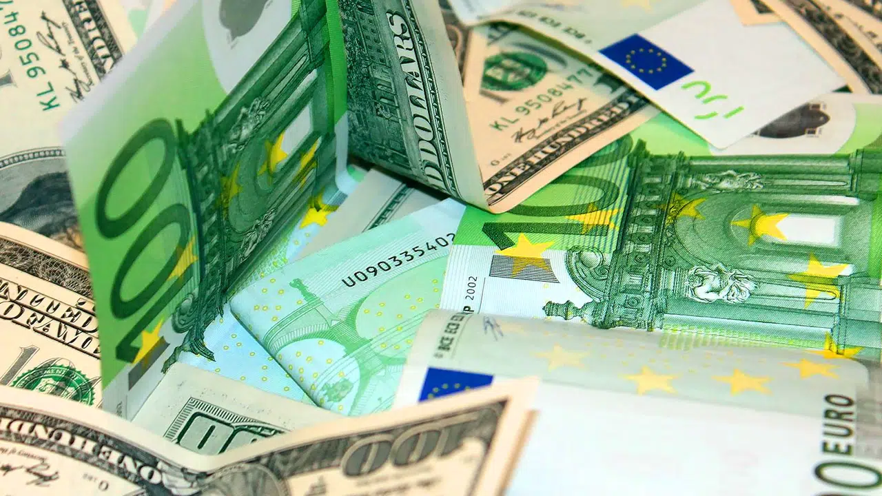 3 Temmuz Perşembe dolar ve euro ne kadar oldu?