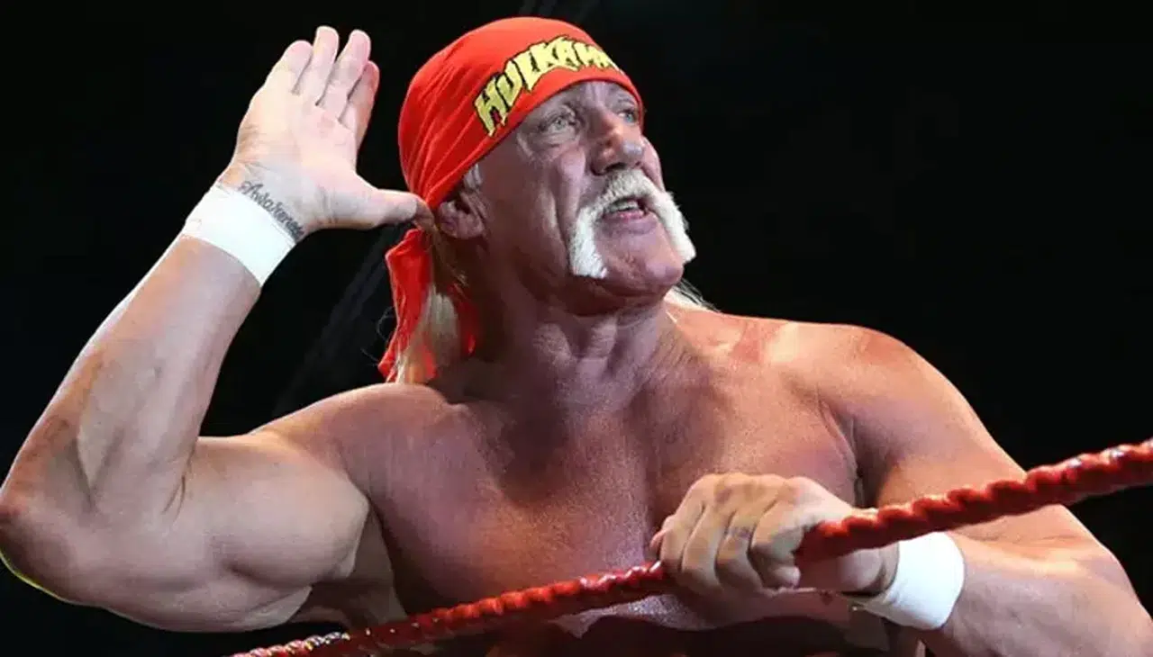 Efsane WWE güreşçisi Hulk Hogan hayatını kaybetti
