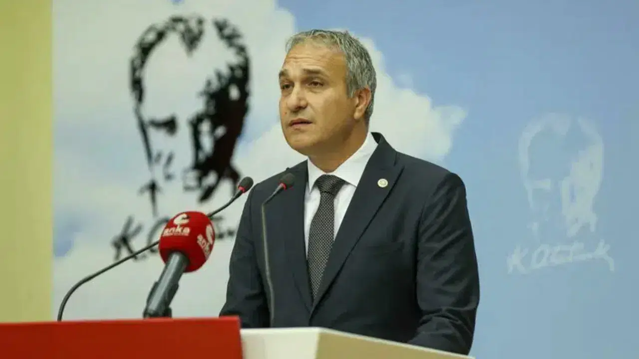 Suat Özçağdaş kimdir? CHP İstanbul Milletvekili Özçağdaş'ın hayatı ve kariyeri