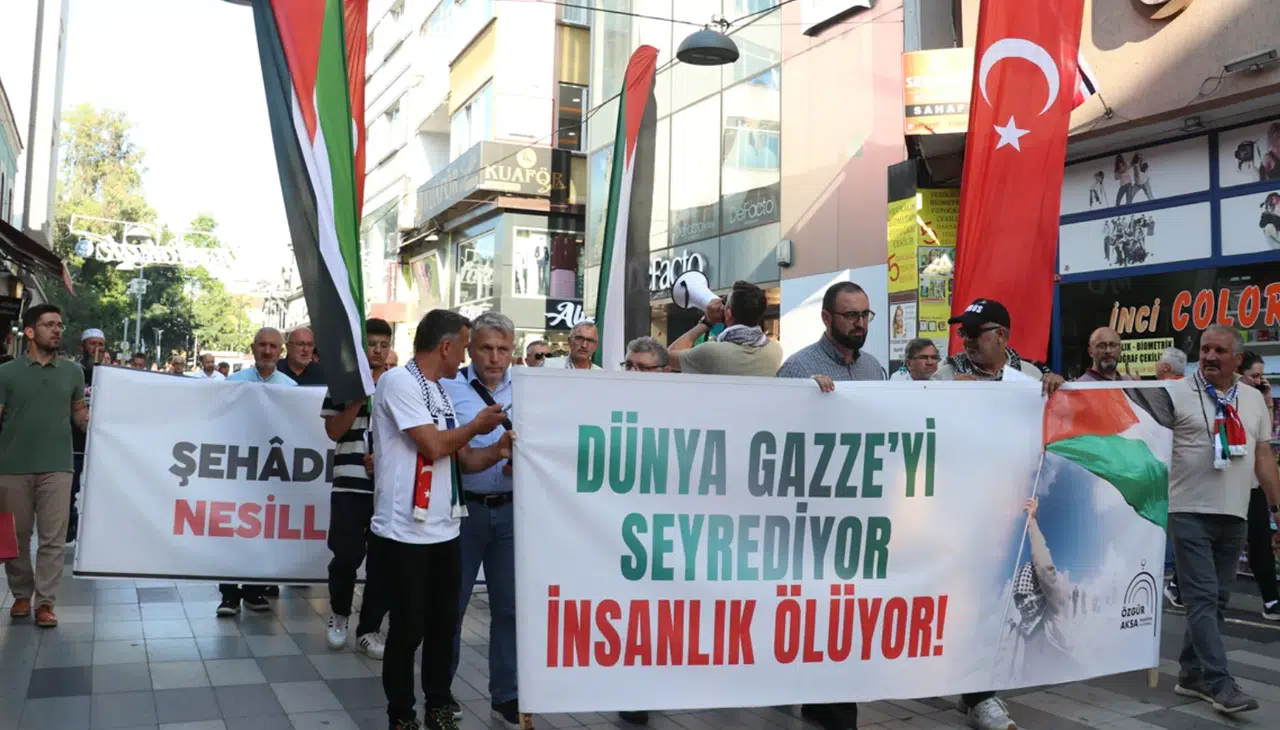 Trabzon'dan Gazze'ye destek yürüyüşü: Gazze konuşulmazsa kalplerimiz susar