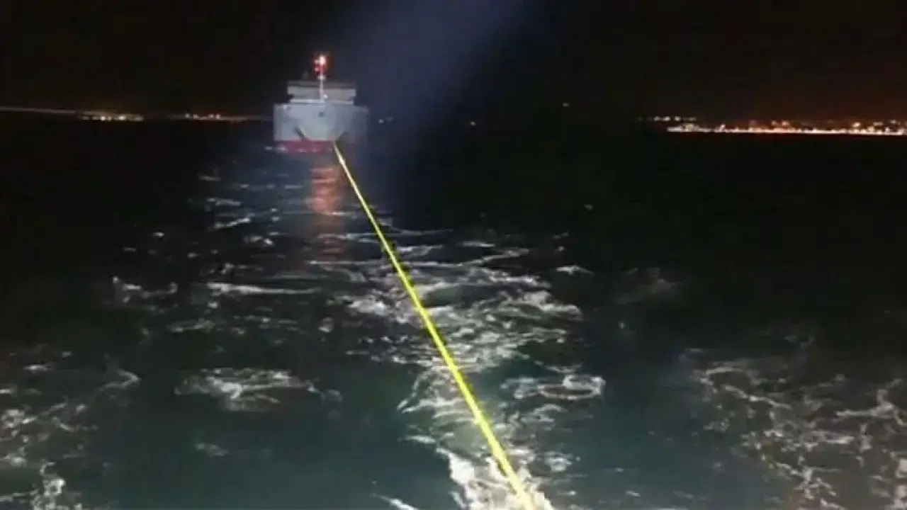 Çanakkale Boğazı’nda gemi alarmı! Kargo gemisi akıntıya kapıldı