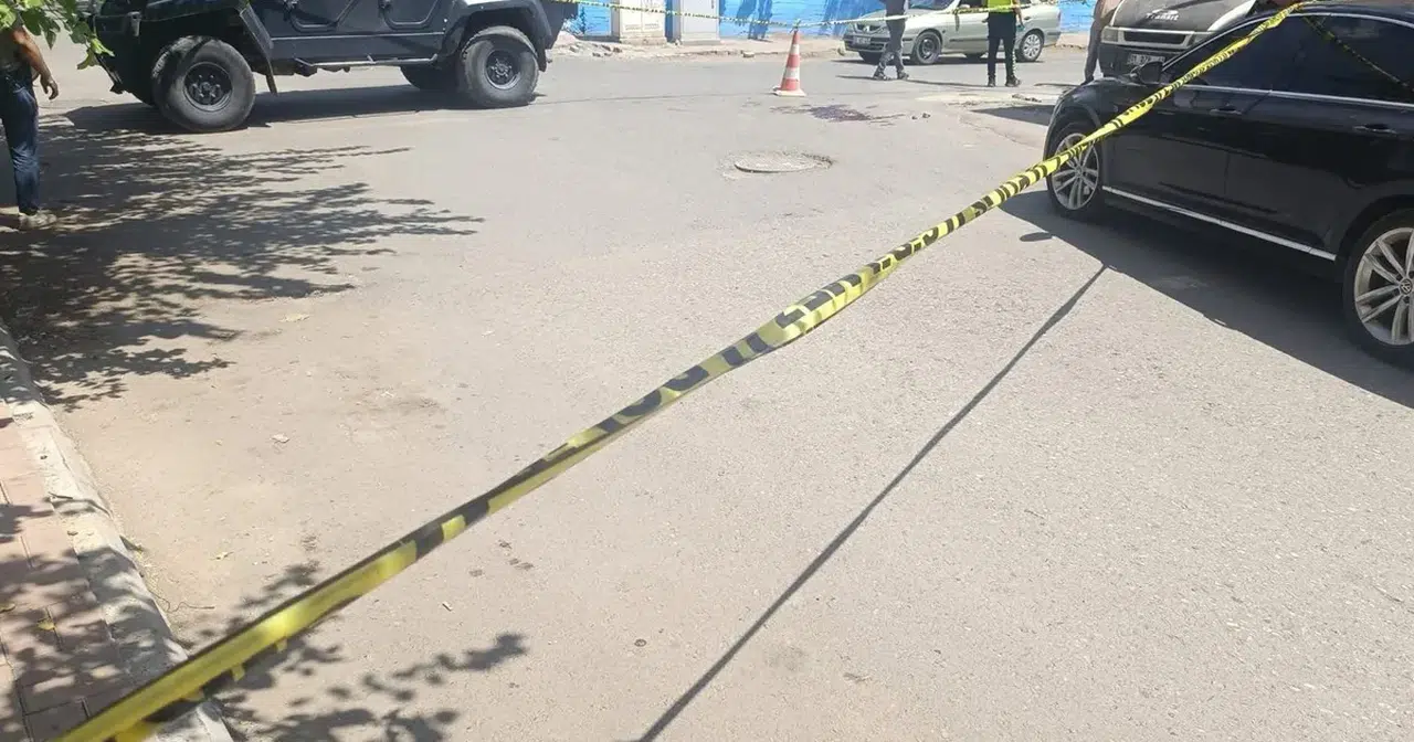 Şanlıurfa Viranşehir’de akraba kavgası kanlı bitti: 1’i ağır 4 yaralı