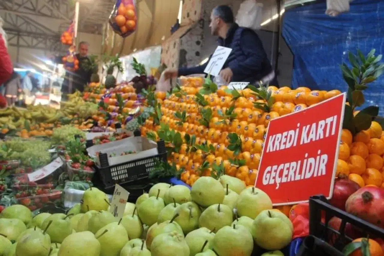 Pazarda kredi kartı dönemi başlıyor! 15 Ağustos’tan itibaren nakit zorunluluğu kalkıyor