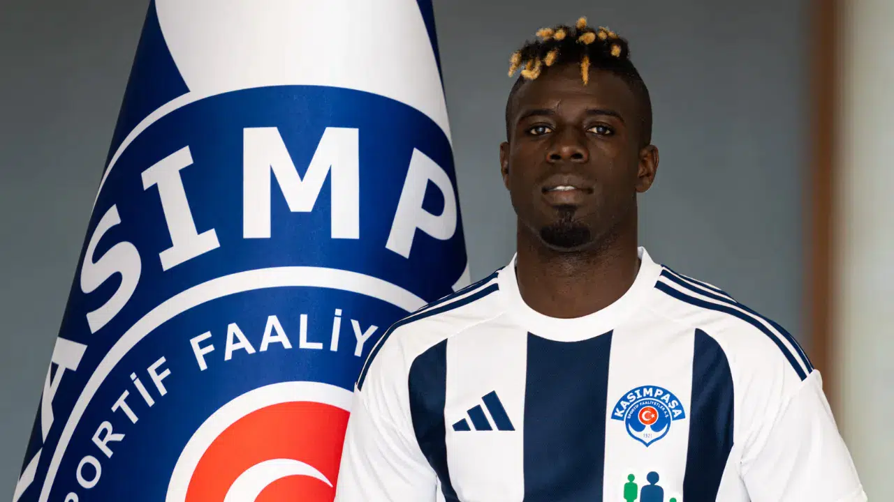 Kasımpaşa, yeni forvetini açıkladı: 4 yıllık sözleşme imzalandı