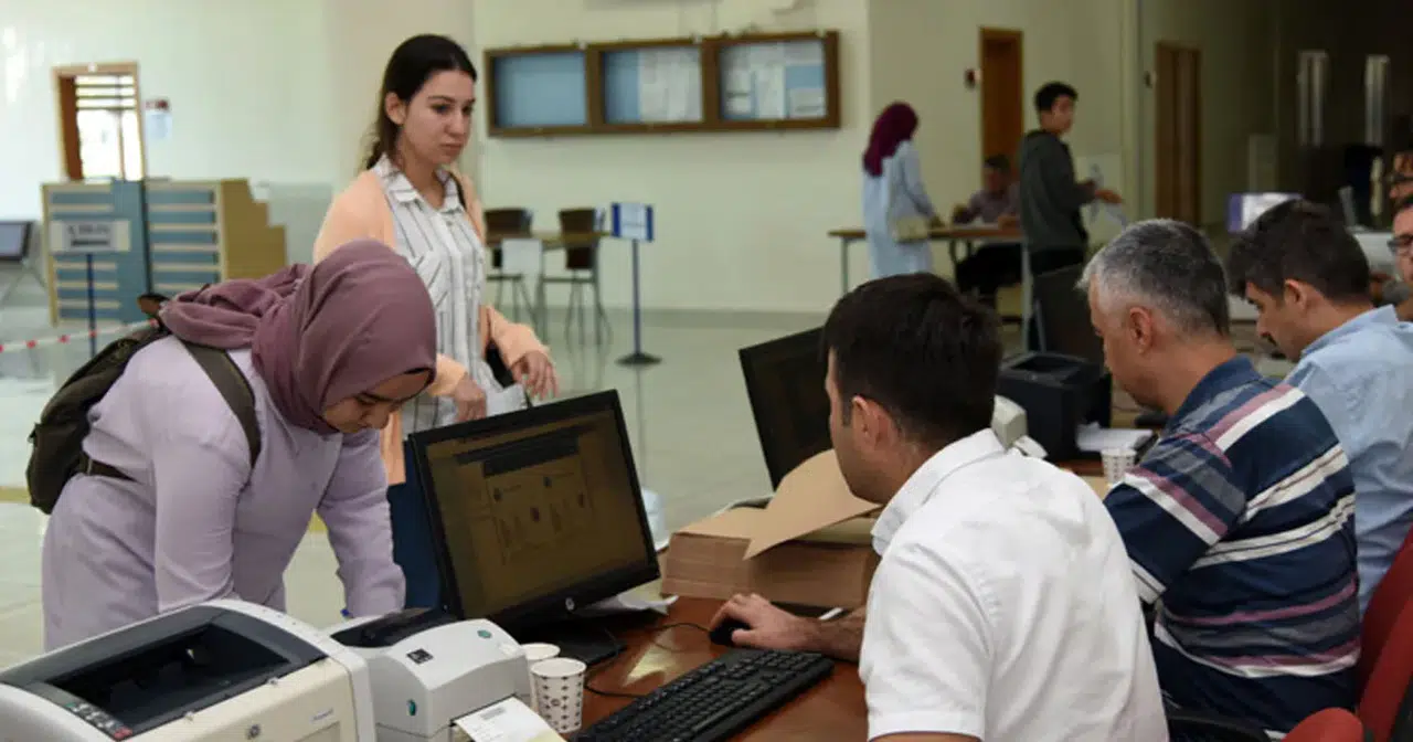 Üniversite kaydı için gerekli belgeler neler? Üniversite kayıt işlemlerinde dikkat edilmesi gerekenler