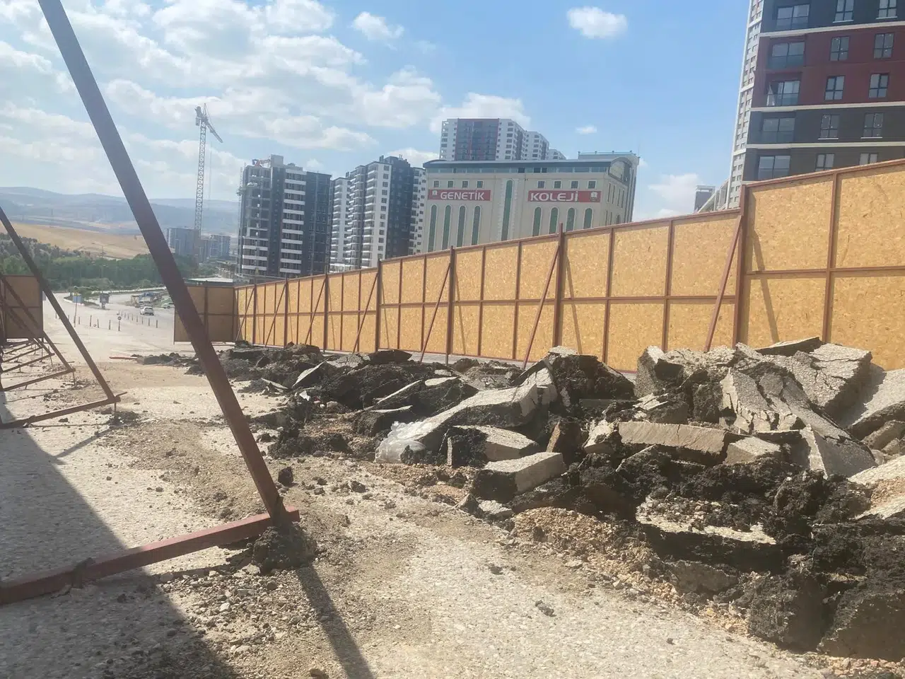 Mamak halkı isyanda! Metro temeli atıldı ama çalışmalar başlamadı