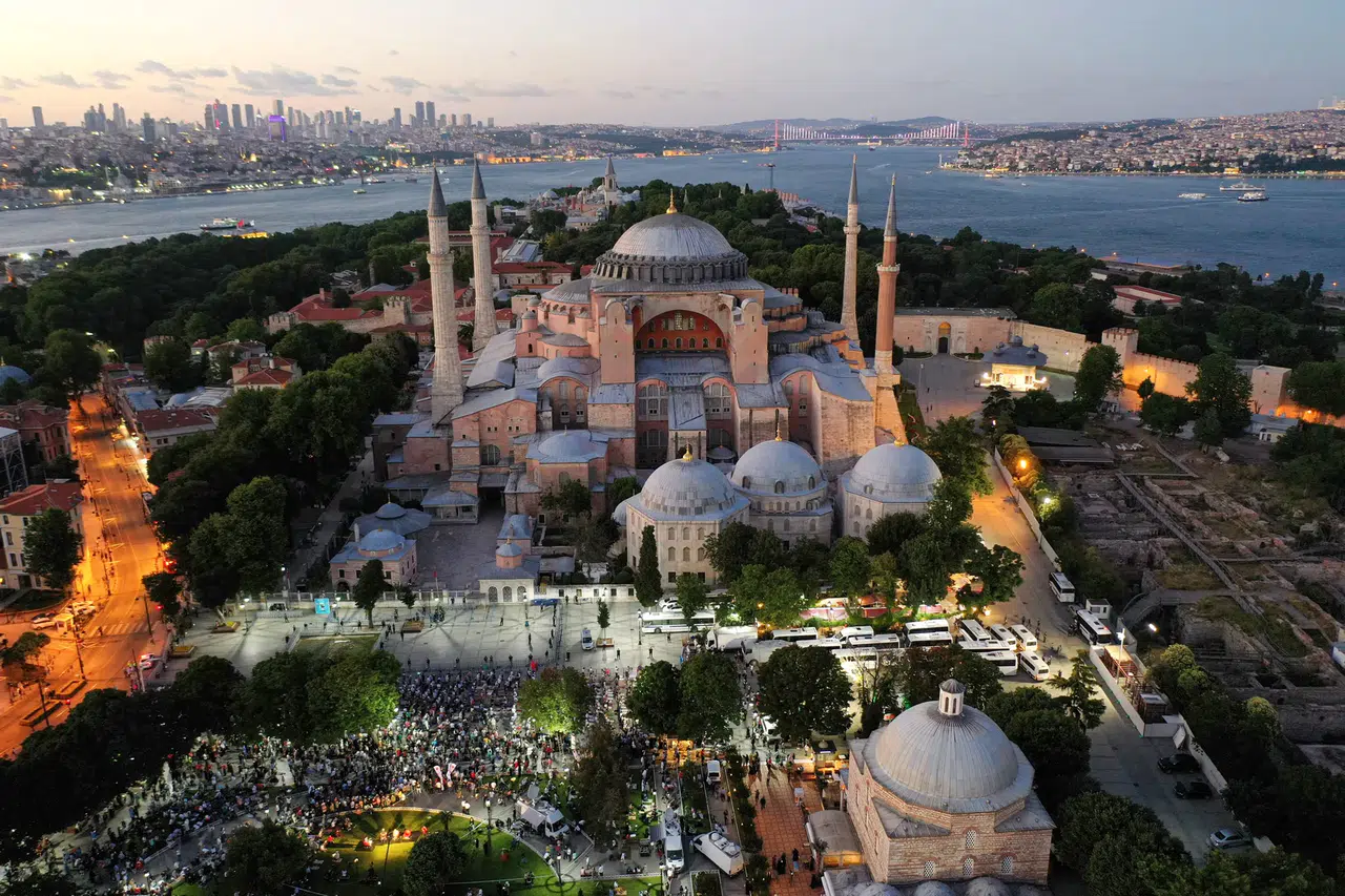 Ayasofya yangınına ilişkin şüpheli tutuklandı