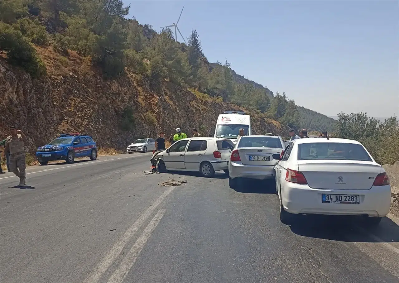 Gaziantep Nurdağı’nda zincirleme trafik kazası: 9 yaralı