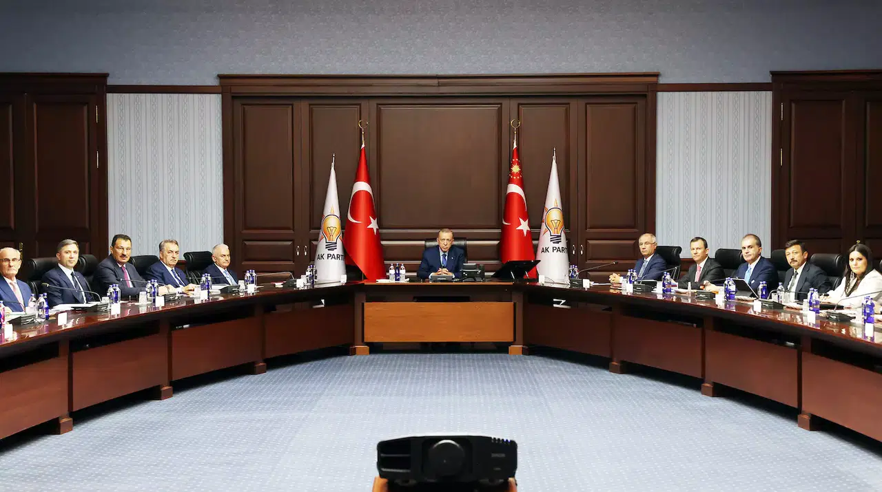 AK Parti MKYK toplanıyor: Gündemde neler var?