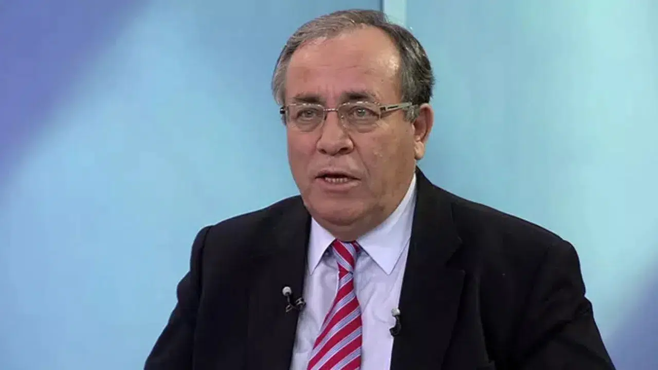 Halil Şıvgın kimdir? Eski Sağlık Bakanı Halil Şıvgın hayatını kaybetti