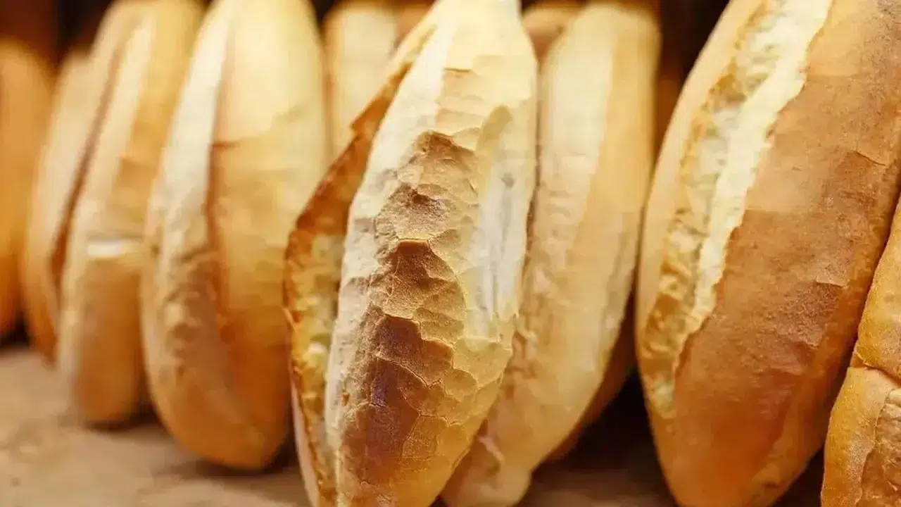 Ankara’da ekmek fiyatlarına ikinci zam: 200 gram ekmek kaç TL oldu?