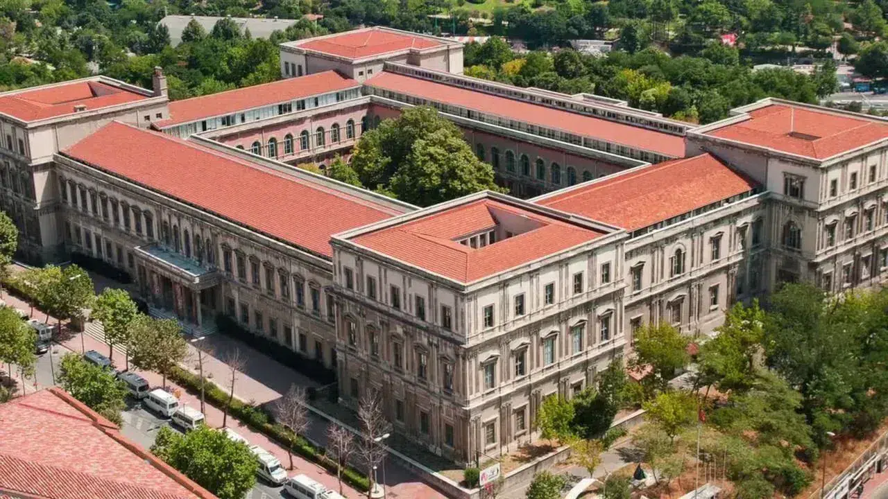 Dünyanın en iyi üniversiteleri açıklandı : Türkiye’den o üniversiteler listeye girdi!