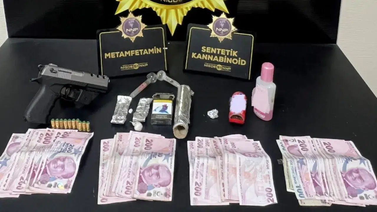 Niğde'de polisten uyuşturucu operasyonu : 2 şüpheli tutuklandı