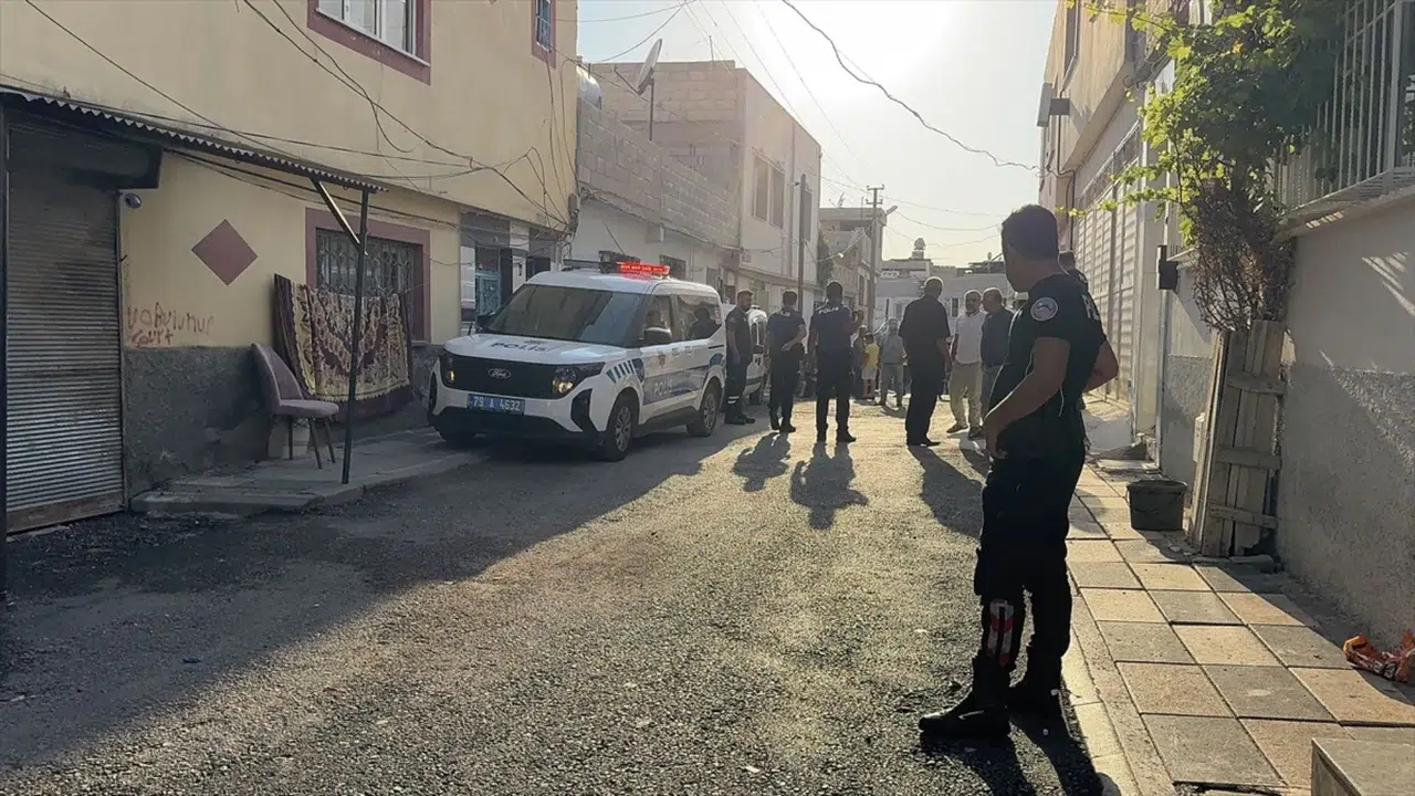 Kilis'te iki grup arasında silahlı kavga : 4 yaralı
