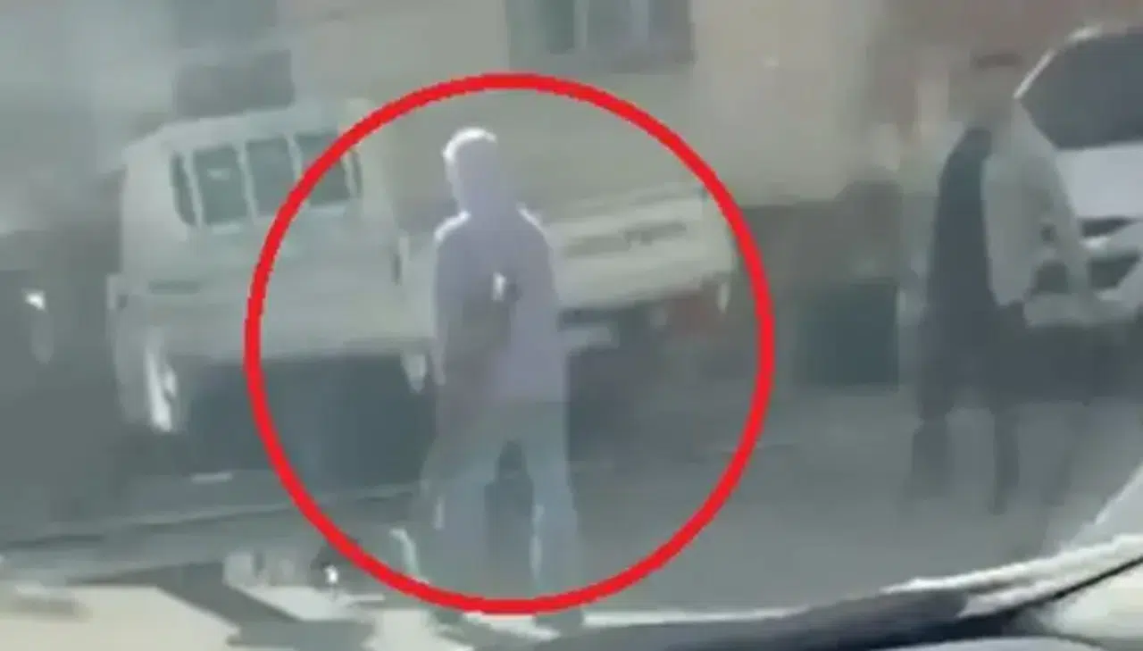 Bursa'da sokakta tüfekle dolaşan şüpheli gözaltına alındı