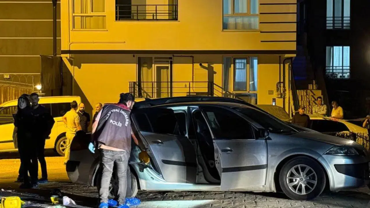 Kocaeli'nin Kartepe ilçesinde sevgili dehşeti: 2 kişiyi öldürdükten sonra intihar etti