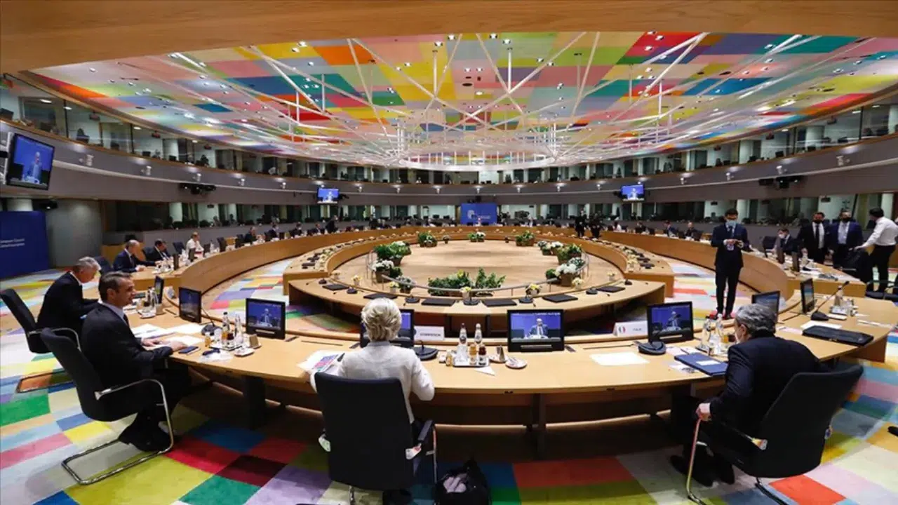 AB liderleri, Grönland konusunda olağanüstü toplantı yapacak