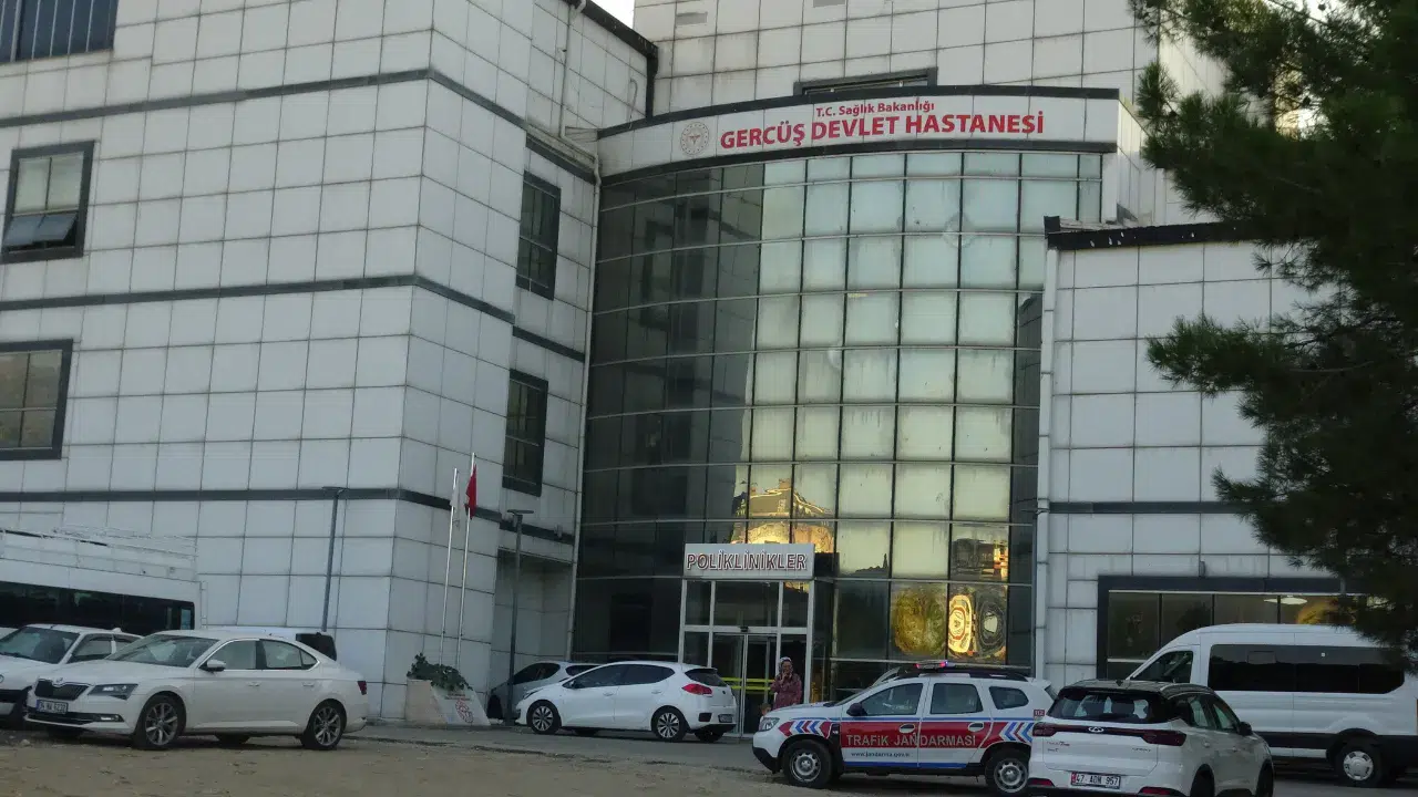 Batman'da 3 kişi sobadan sızan gazdan zehirlendi