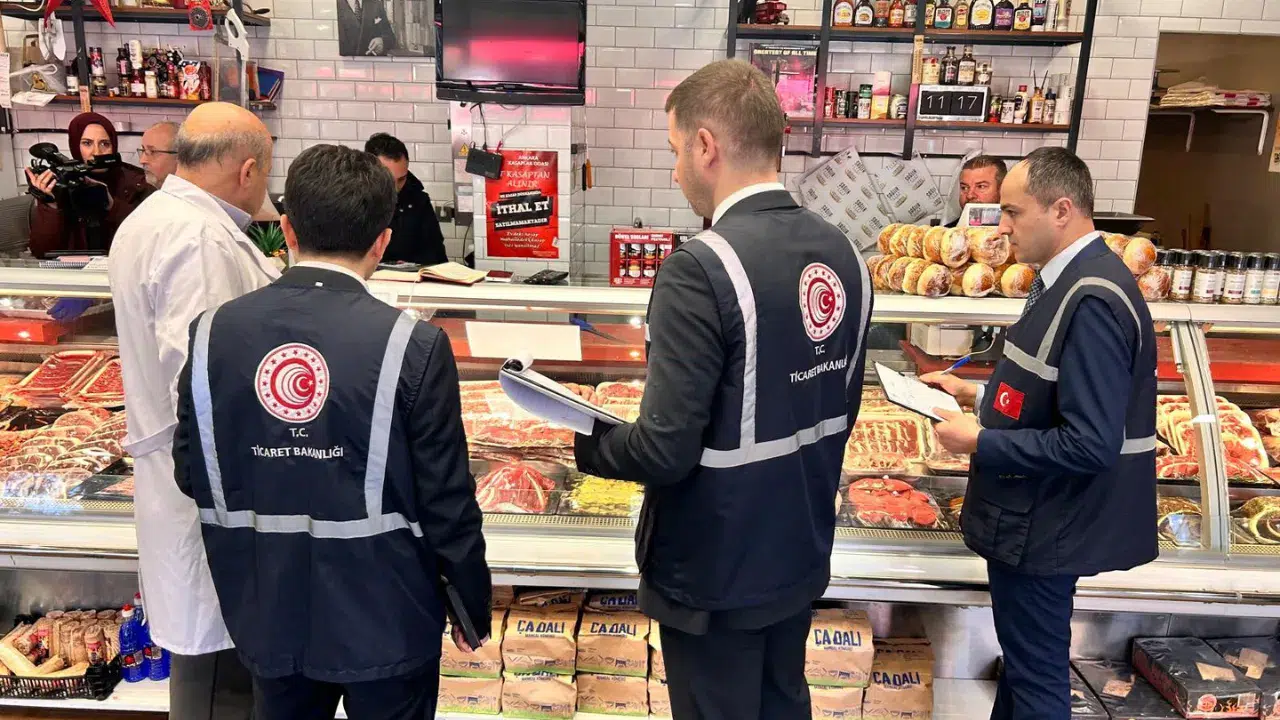 Ticaret Bakanlığı'ndan gıda denetimi: Ramazan öncesi işletmeler kontrol edildi!