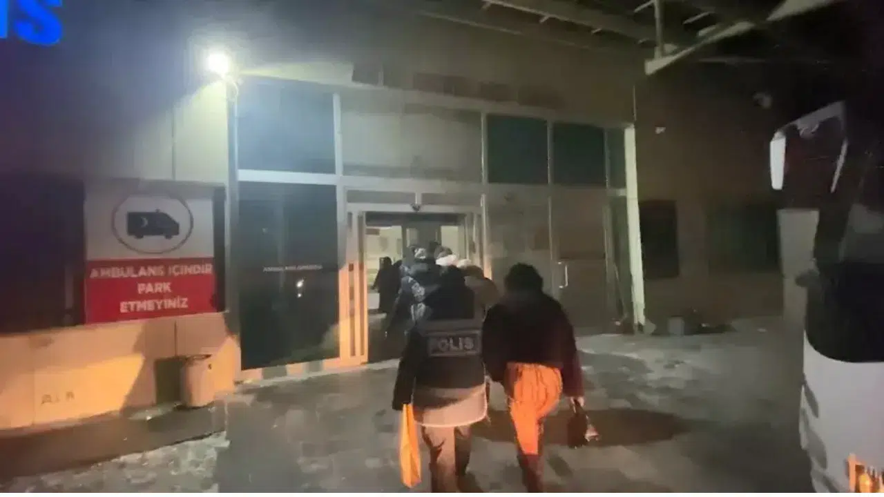 Kars'ta fuhuş operasyonu: 12 kişi tutuklandı