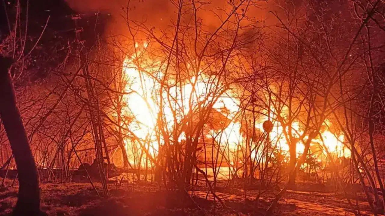 Ordu'da evi yanan şahsın cansız bedeni, 10 metre ileride ağaca asılı halde bulundu