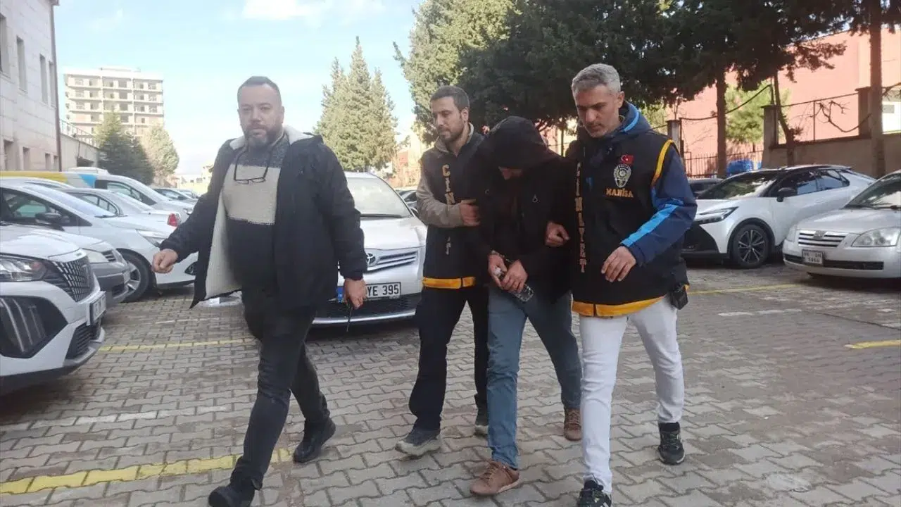 Boşanma aşamasındaki eşini öldüren zanlı tutuklandı