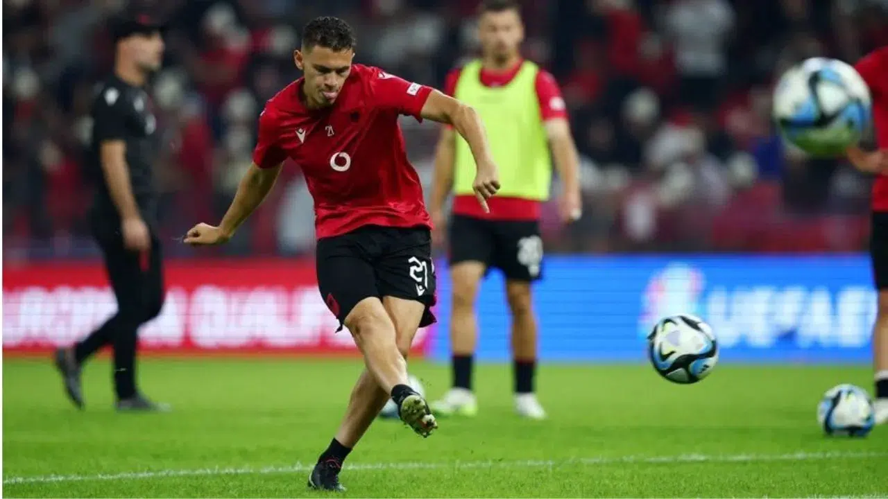 Beşiktaş, Kristjan Asllani'yi kadrosuna katmaya hazırlanıyor