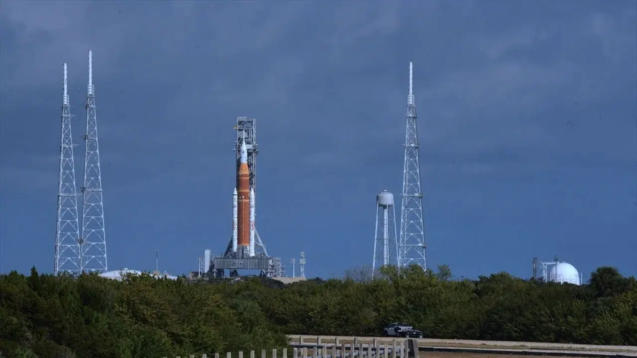 NASA ilk mürettebatlı ay uçuşuna hazırlanıyor