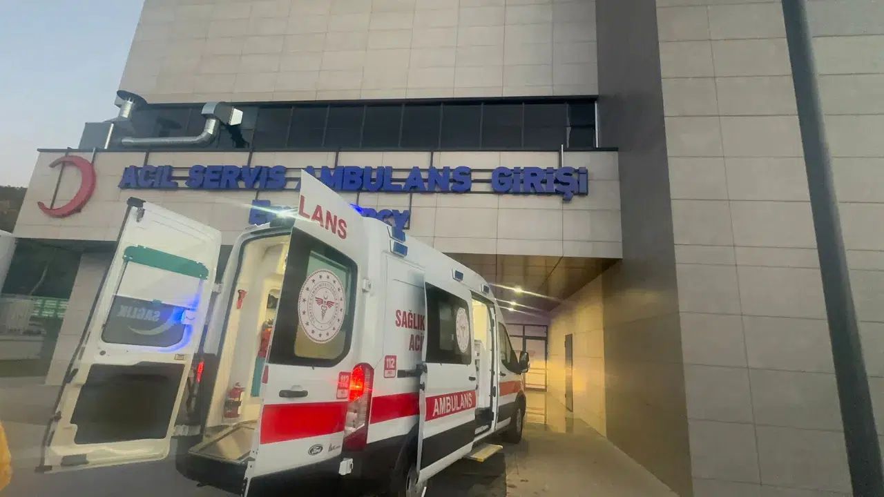 Muğla'da Gökova açıklarında tekne battı: 1 ölü, 1'i ağır 4 yaralı