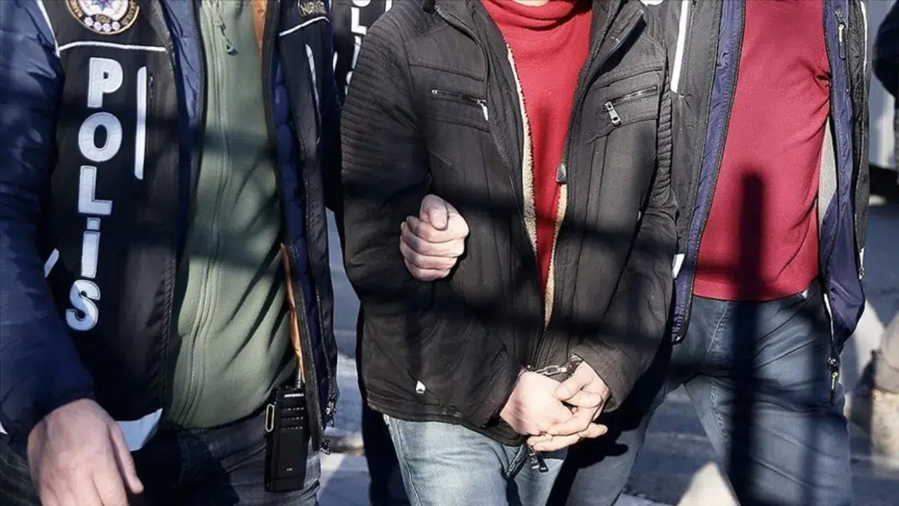 Adana'da uyuşturucu satıcısına 22 yıl hapis cezası