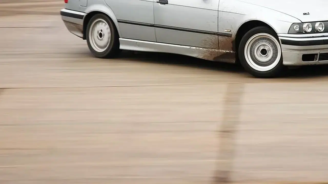 Drift atan sürücünün ehliyetine el konuldu