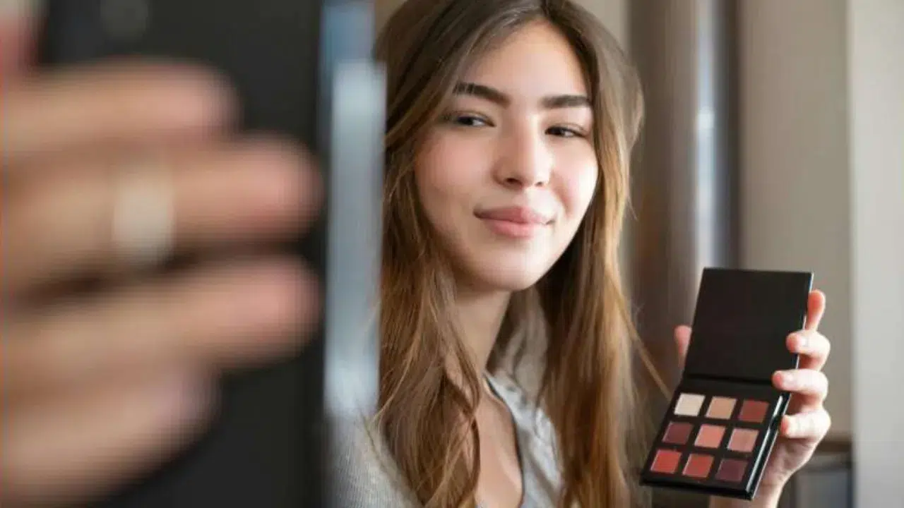 TikTok güzellik tuzağı: Genç kızlar kusursuz yüz baskısından kaçamıyor!