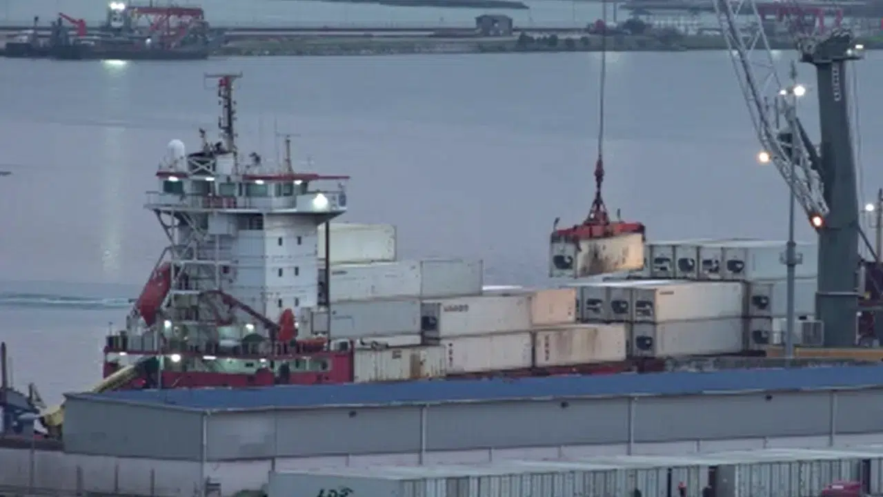 Dron saldırısına uğrayan Kamerun bayraklı gemi Samsun Limanı’na demirledi