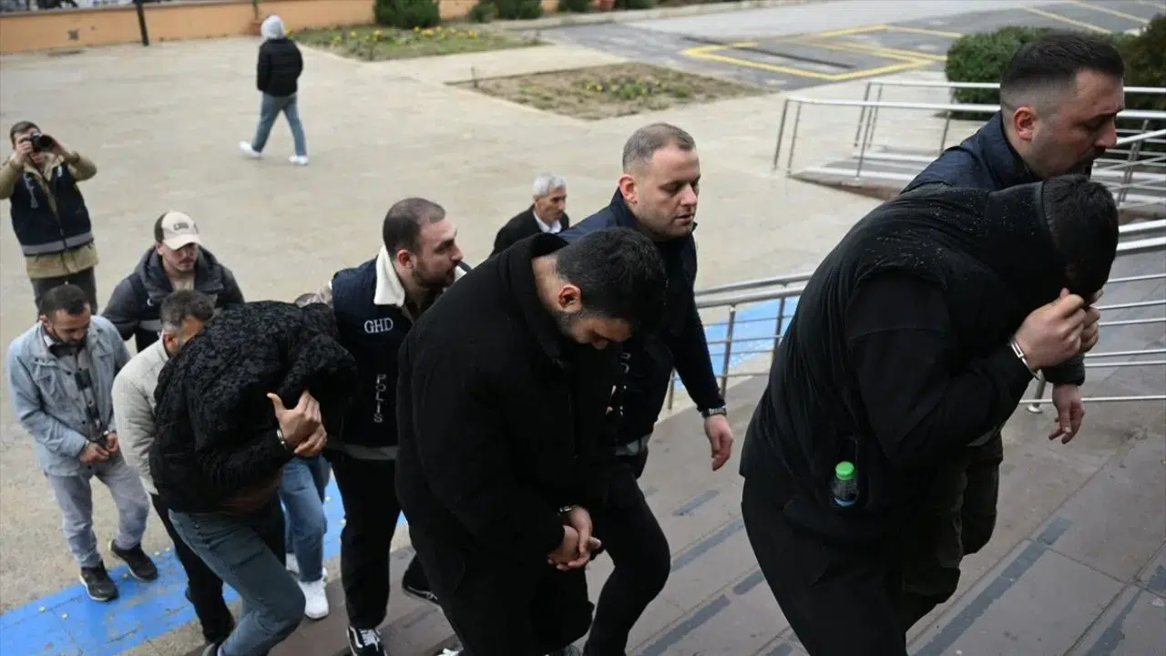 Casperlar çete üyesi itirafçı oldu : Diplomatik plakalı araçla kaçırıldı