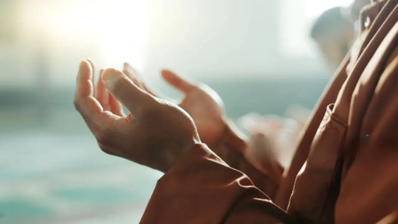 Sevdiklerinize gönderebileceğiniz Cuma mesajları