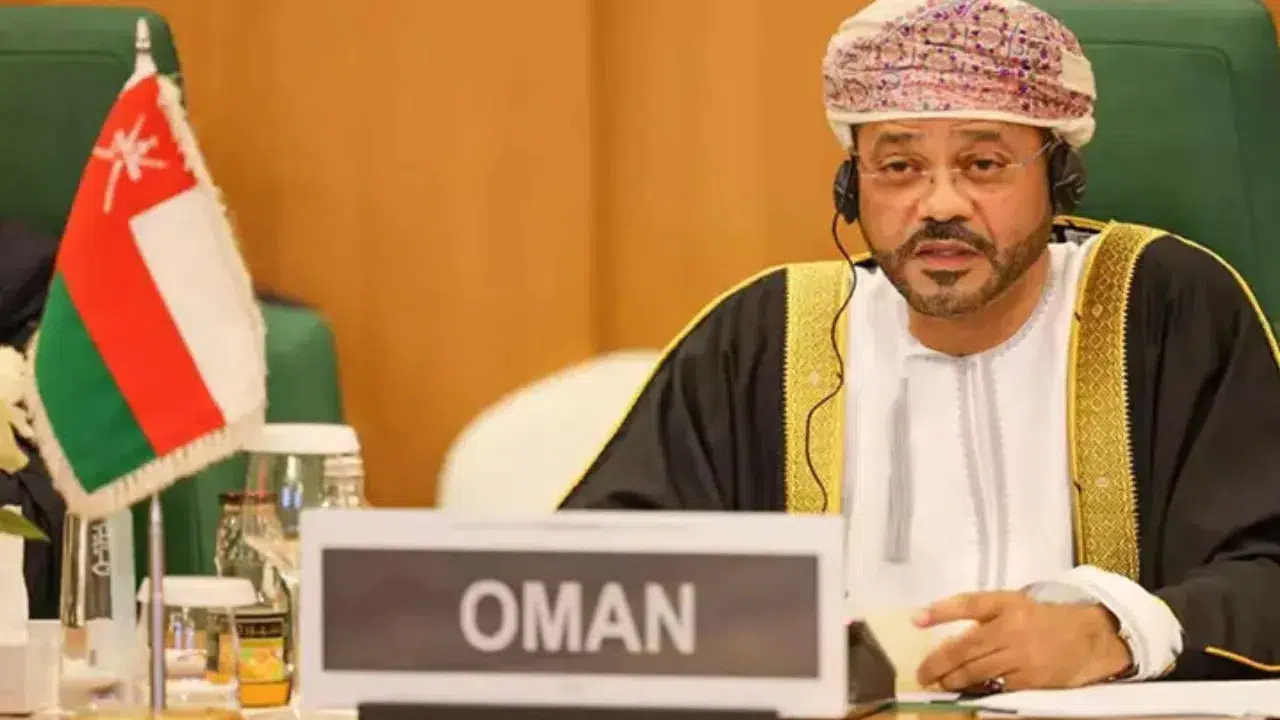 Umman Dışişleri Bakanı el-Busaidi’den ABD’ye çağrı : Bu sizin savaşınız değil