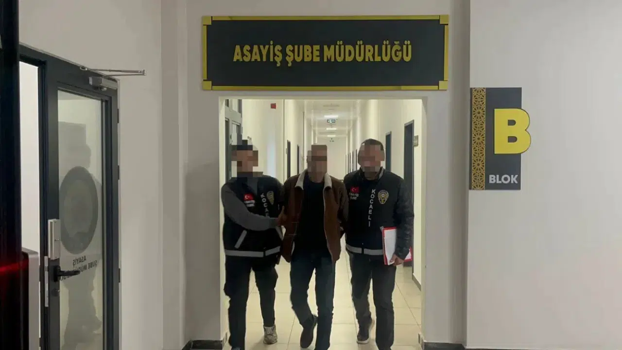 Kocaeli'de çay ocağına silahlı saldırı : 2 şüpheli tutuklandı