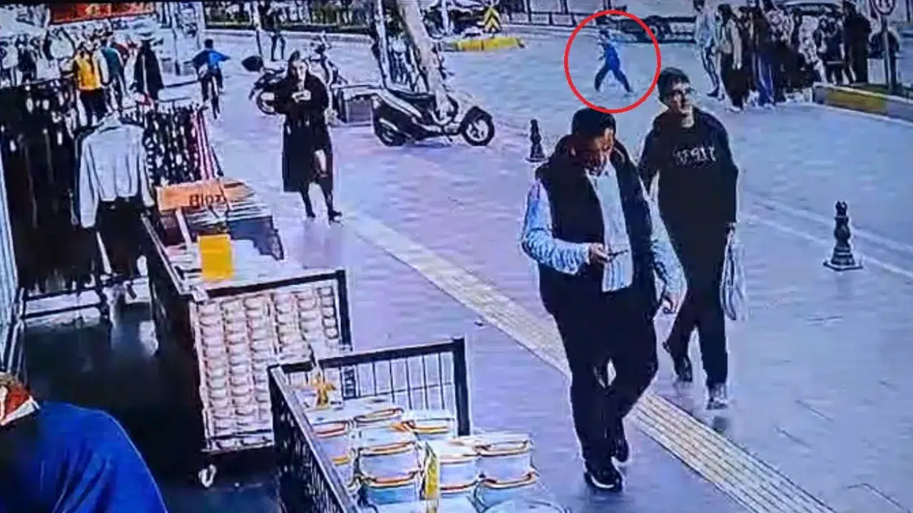 Antalya’da 7 yaşındaki çocuğa motosiklet çarptı : Sürücü arkasına bakıp kaçtı